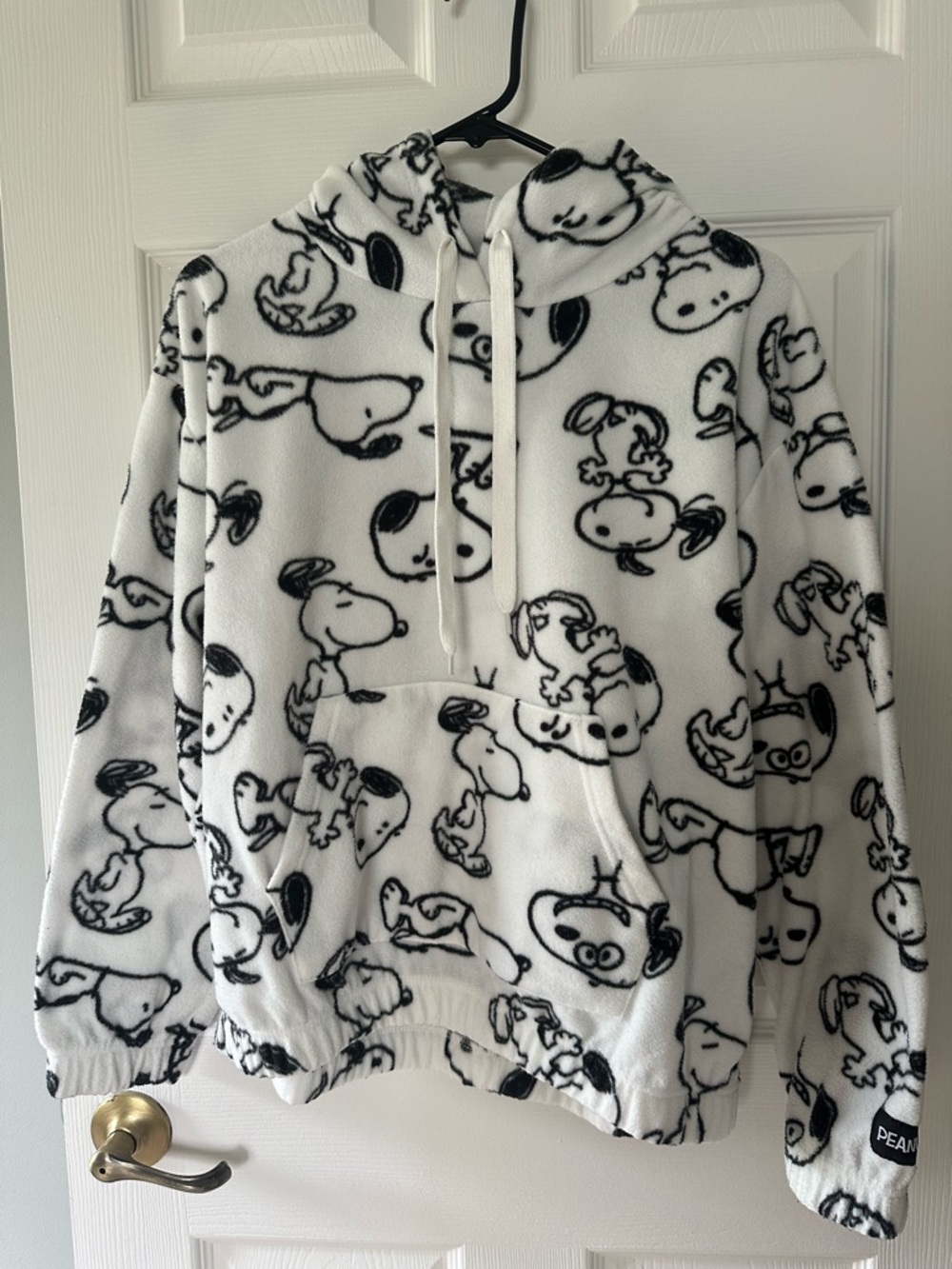 Peanuts White & Black Snoopy Fleece Hoodie